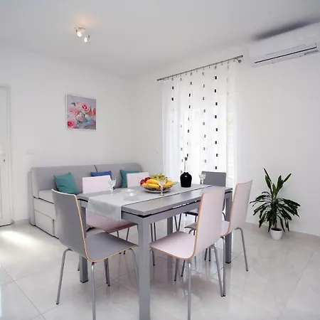 Fantasy Apartamento