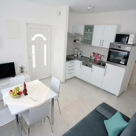 Fantasy Apartamento